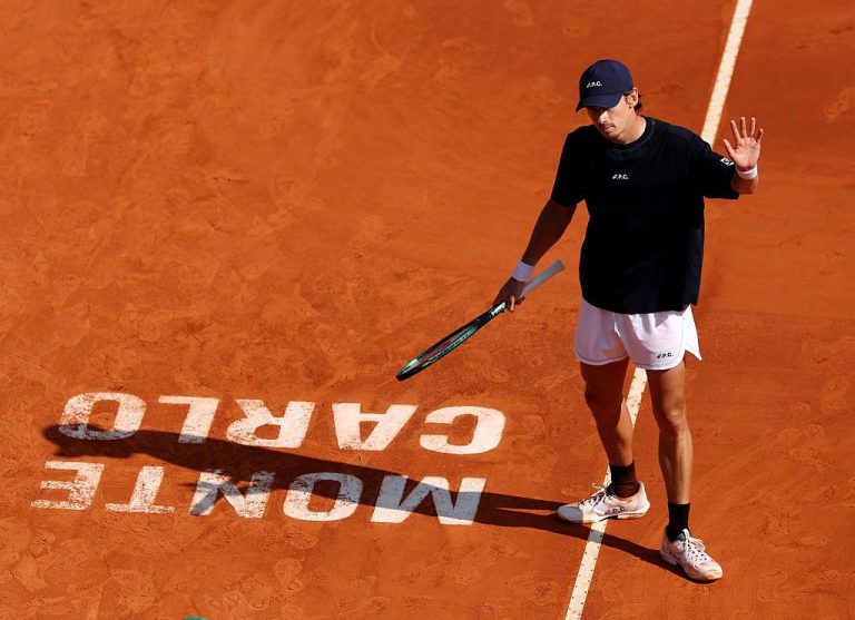 alex de minaur.jpg